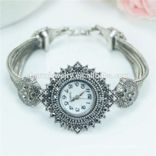New Arrival Luxury Fashion personnalisé Quartz Montre bracelet pour femmes B038